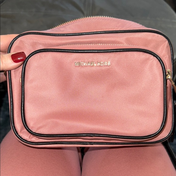 Michael Kors Handbags - Michael Kors Blush Crossbody Bag